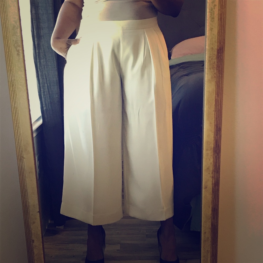 Cream Cropped Pants